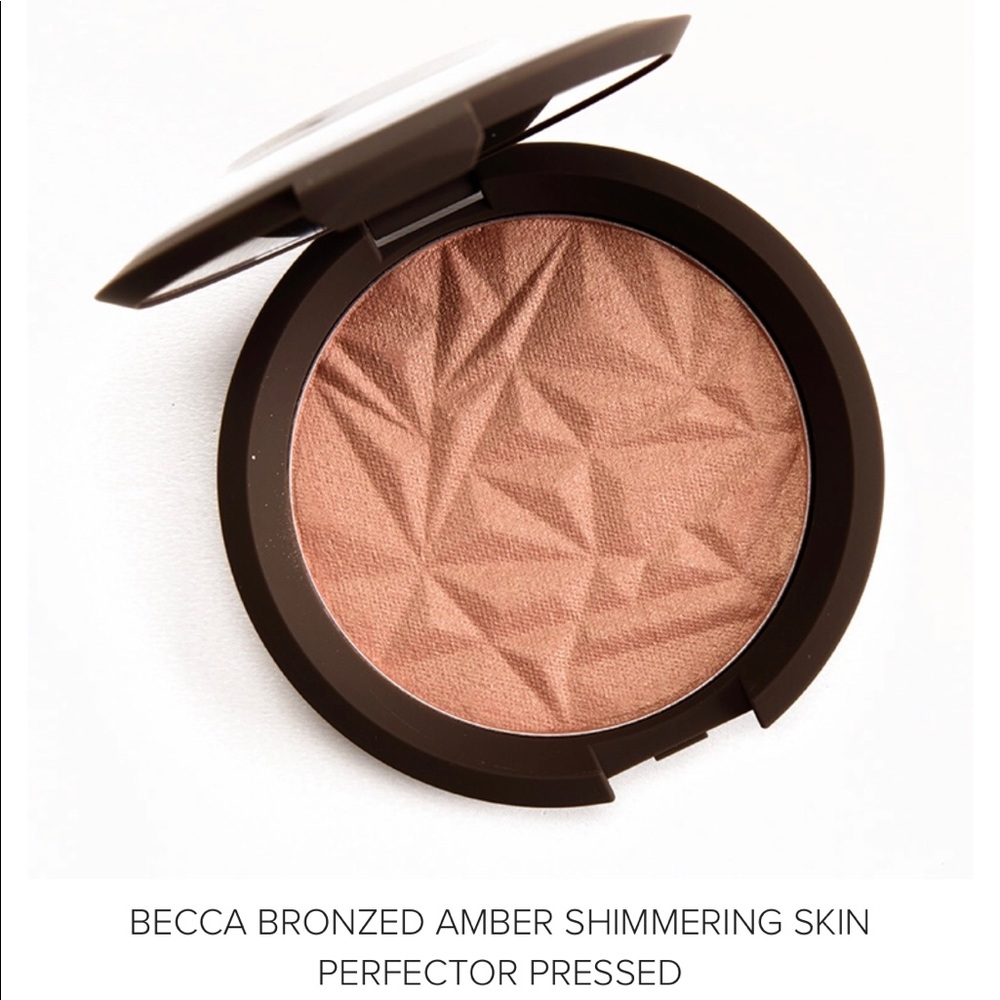 NWOT BECCA SHIMMERING SKIN PERFECTER